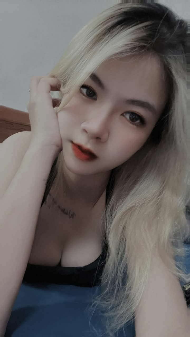 Đánh rắm BBW bong bóng mông nảy lắc đánh rắm